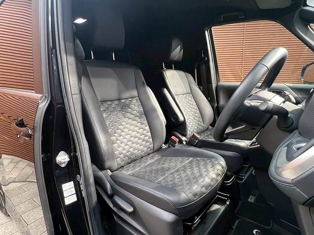 TOYOTA VOXY 2024 Image 31