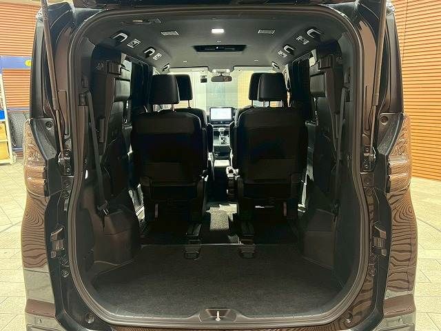 TOYOTA VOXY 2024 Image 31