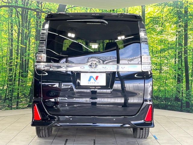 TOYOTA VOXY 2019 Image 31