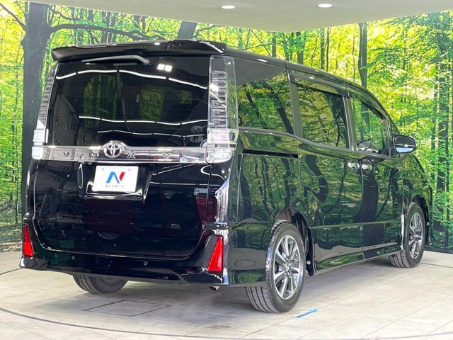 TOYOTA VOXY 2019 Image 31