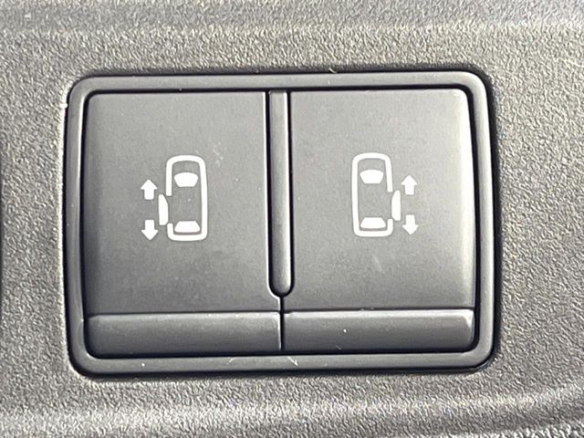 NISSAN SERENA  S-HYBRID 2018 Image 31