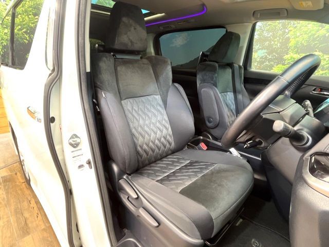 TOYOTA VELLFIRE 2018 Image 31