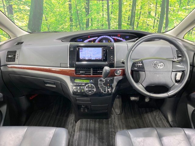 TOYOTA ESTIMA 2013 Image 31