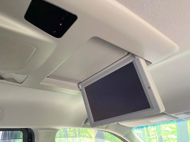 NISSAN ELGRAND 2014 Image 31