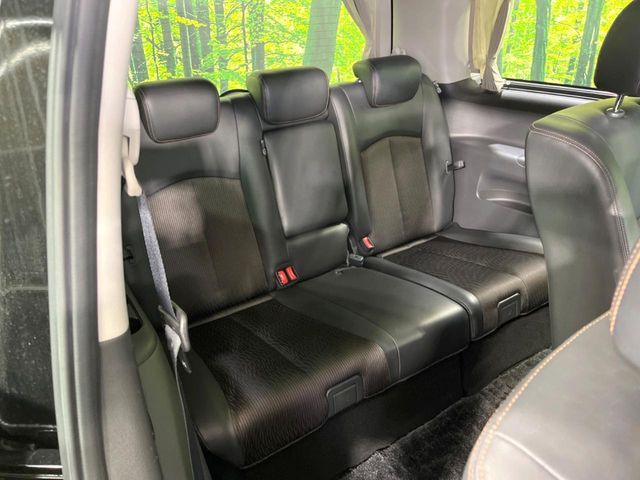 NISSAN ELGRAND 2014 Image 31