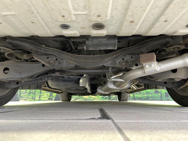 NISSAN ELGRAND 2014 Image 31