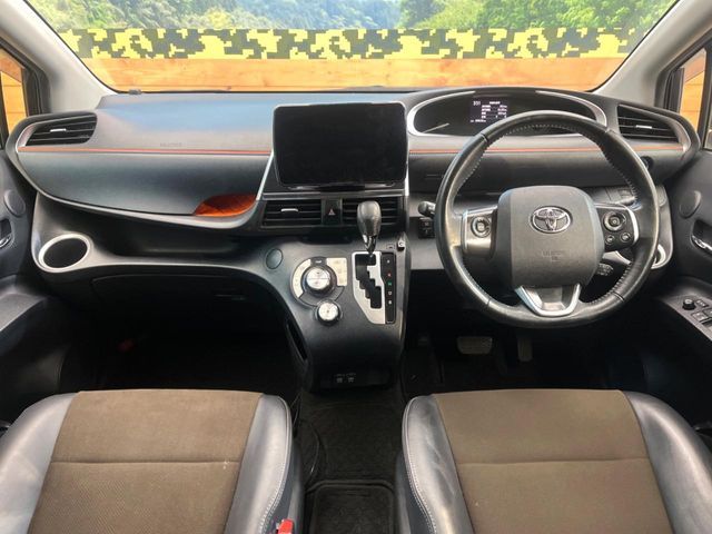 TOYOTA SIENTA HYBRID 2019 Image 31