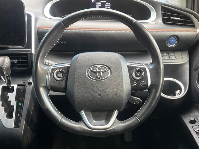 TOYOTA SIENTA HYBRID 2019 Image 31
