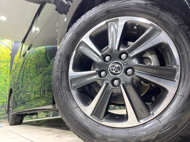 TOYOTA NOAH 2018 Image 31