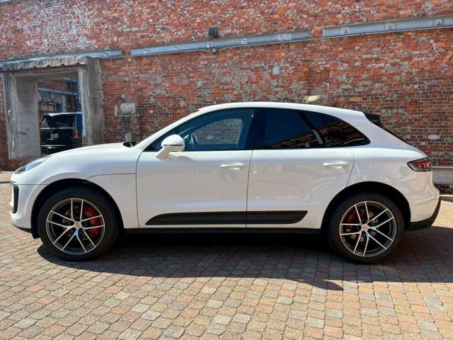 PORSCHE MACAN 2023 Image 31