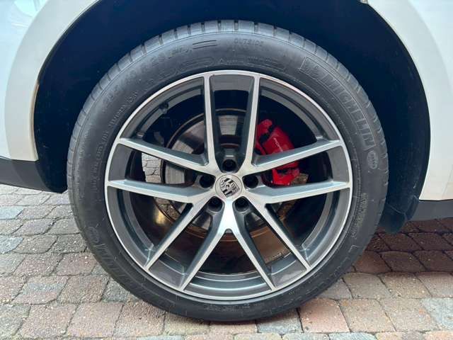 PORSCHE MACAN 2023 Image 31