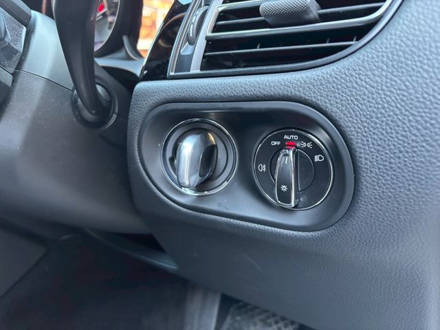 PORSCHE MACAN 2023 Image 31