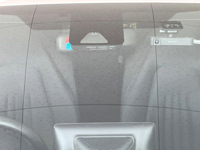 TOYOTA YARIS HYBRID 2022 Image 31