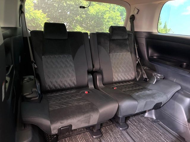 TOYOTA VELLFIRE 2018 Image 31