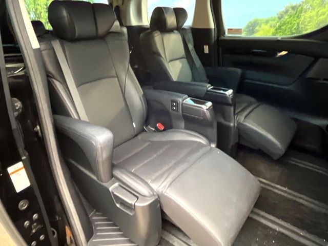 TOYOTA ALPHARD 2018 Image 31