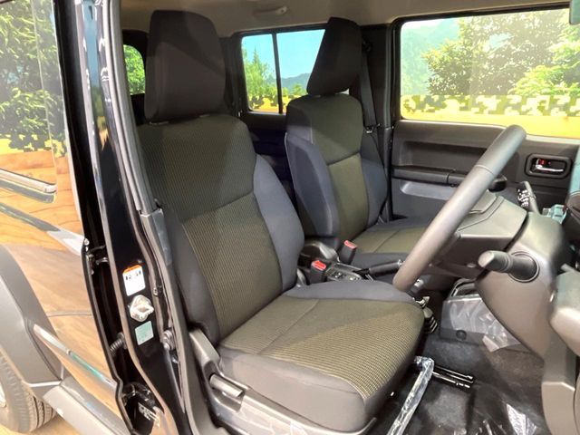 SUZUKI JIMNY NOMADE 2026 Image 31