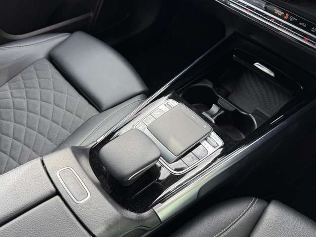 MERCEDES BENZ GLB 2020 Image 31