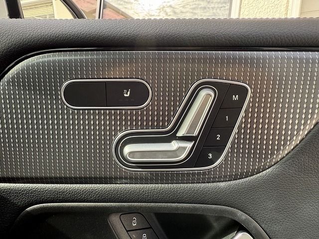 MERCEDES BENZ GLB 2020 Image 31