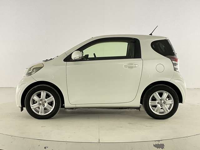TOYOTA IQ 2013 Image 31