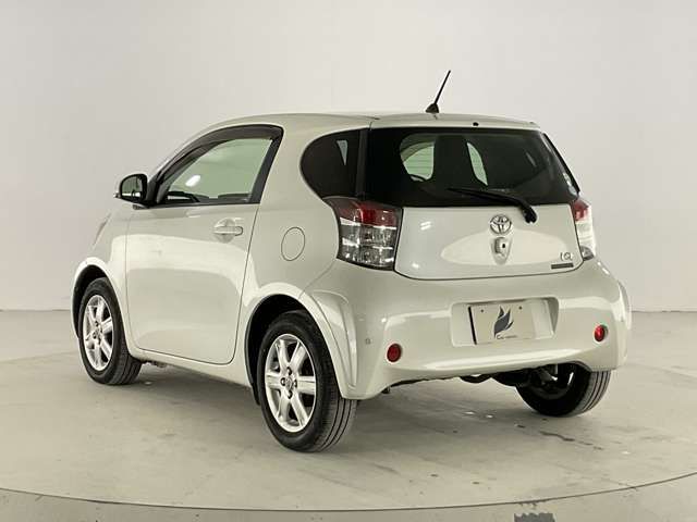 TOYOTA IQ 2013 Image 31