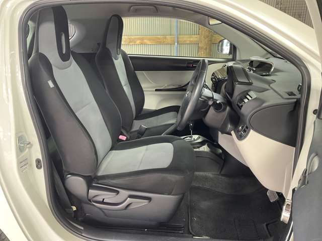 TOYOTA IQ 2013 Image 31