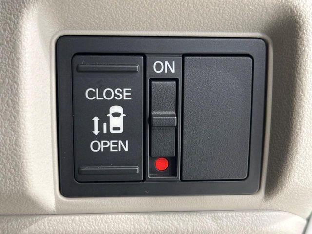 HONDA N BOX 2024 Image 31