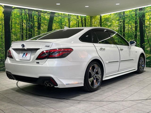 TOYOTA CROWN SEDAN HYBRID 2018 Image 31