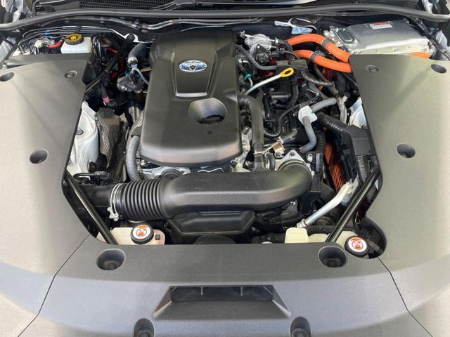 TOYOTA CROWN SEDAN HYBRID 2018 Image 31