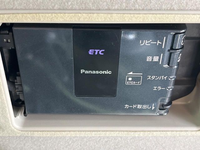 MAZDA DEMIO 2014 Image 31