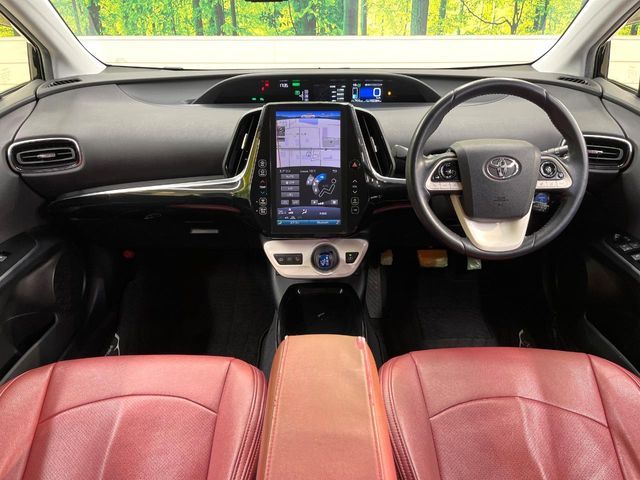 TOYOTA PRIUS PHV 2017 Image 31