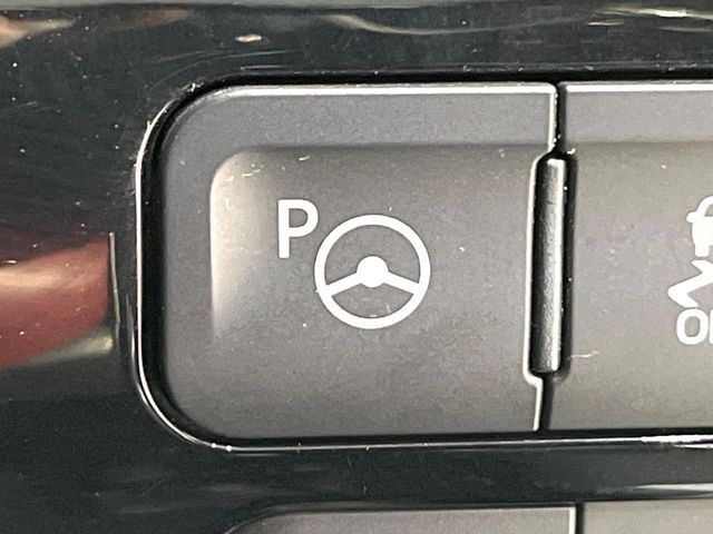 TOYOTA PRIUS PHV 2017 Image 31