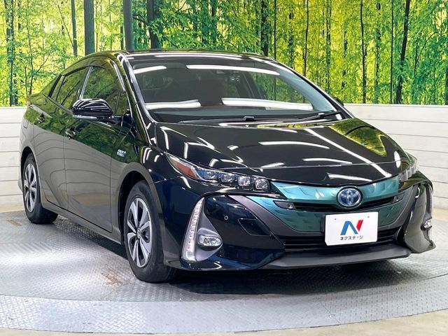 TOYOTA PRIUS PHV 2017 Image 31