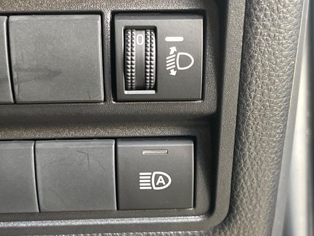 TOYOTA YARIS 2023 Image 31