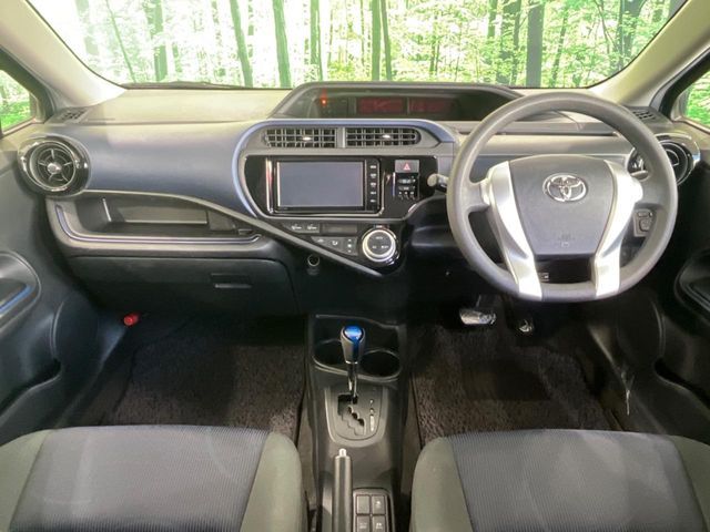 TOYOTA AQUA 2015 Image 31