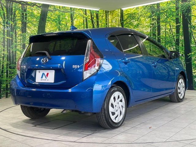 TOYOTA AQUA 2015 Image 31