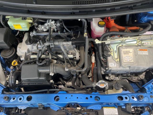 TOYOTA AQUA 2015 Image 31