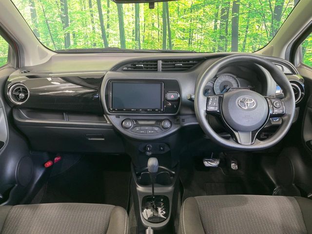 TOYOTA VITZ HYBRID 2019 Image 31