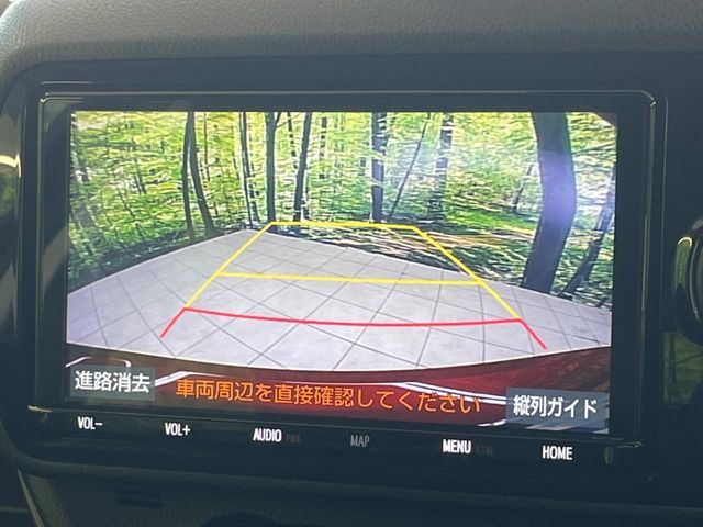 TOYOTA VITZ HYBRID 2019 Image 31