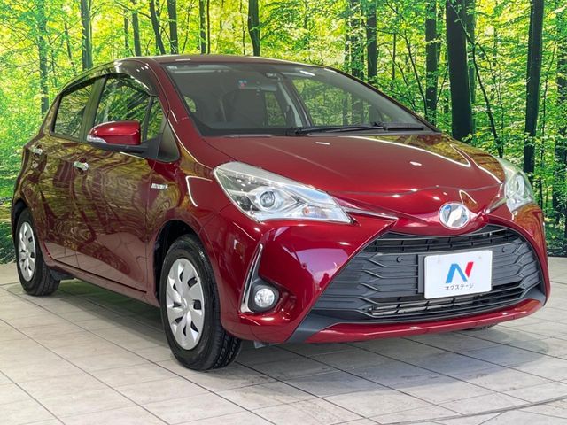TOYOTA VITZ HYBRID 2019 Image 31
