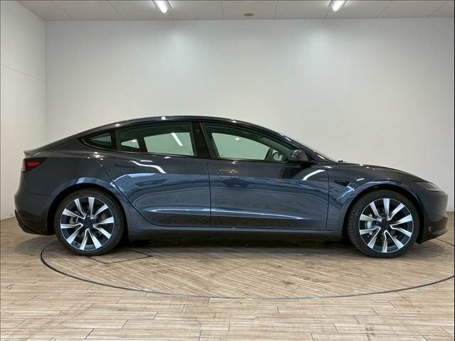 TESLA MODEL 3 2024 Image 31