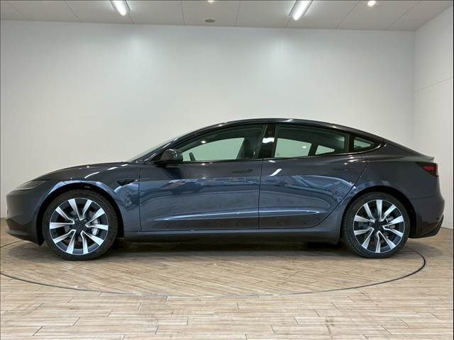 TESLA MODEL 3 2024 Image 31