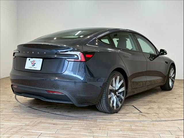 TESLA MODEL 3 2024 Image 31
