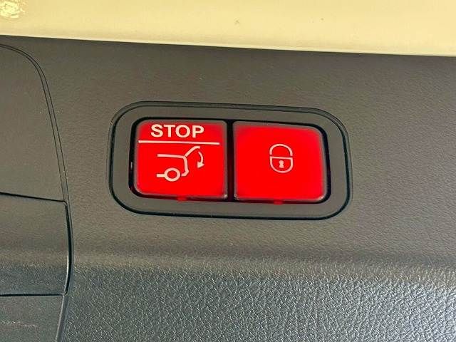 MERCEDES BENZ EQB 2022 Image 31