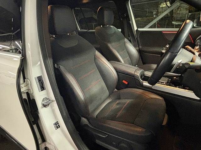 MERCEDES BENZ EQB 2022 Image 31