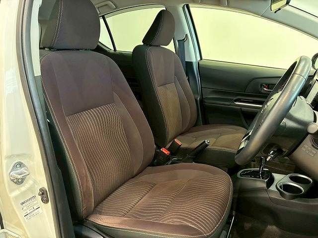 TOYOTA AQUA 2017 Image 31