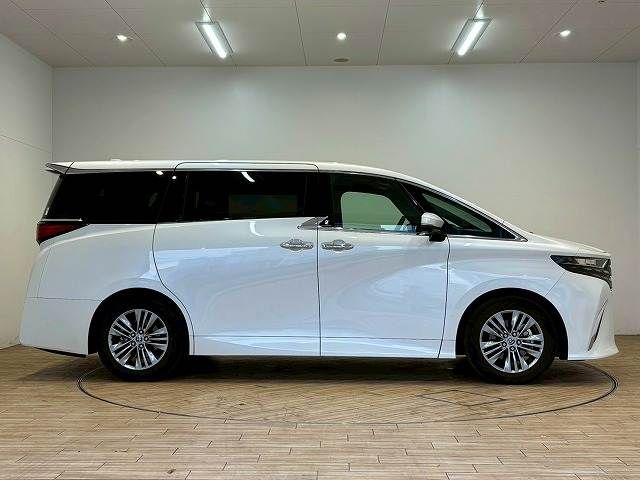 TOYOTA ALPHARD HYBRID 2023 Image 31