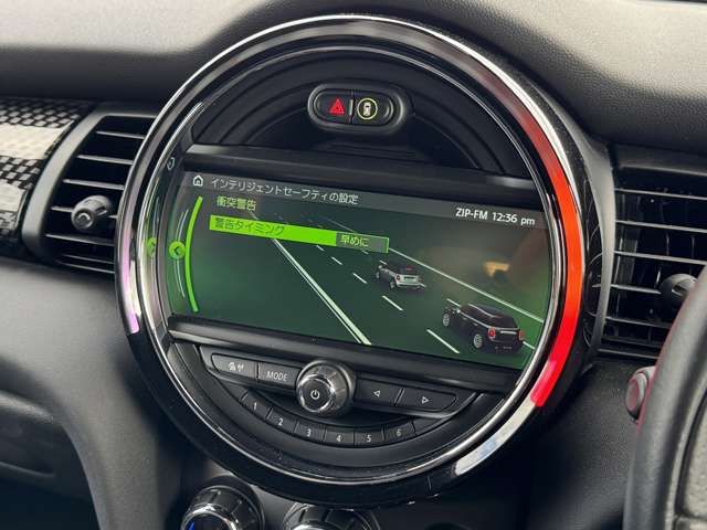 BMW MINI COOPER S 5DOOR 2018 Image 31