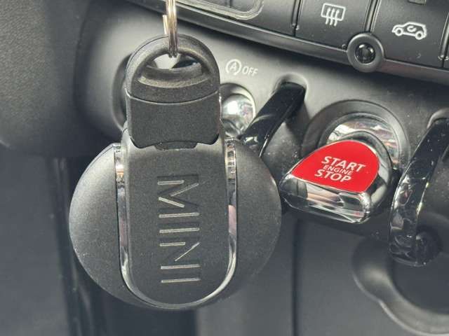 BMW MINI COOPER S 5DOOR 2018 Image 31