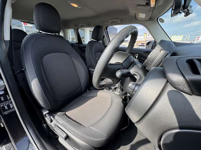 BMW MINI ONE 5DOOR 2018 Image 31