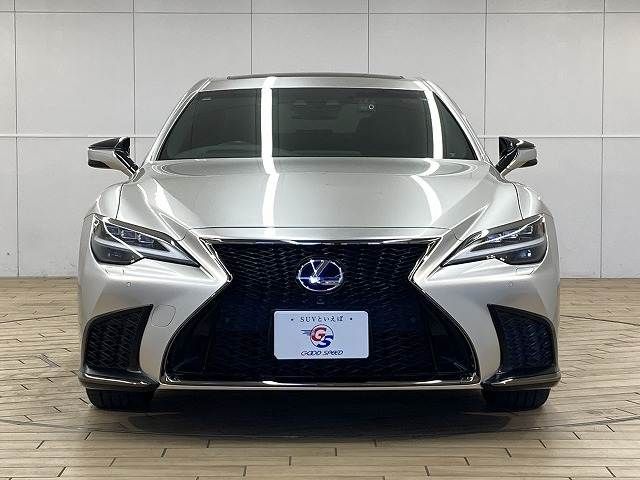 TOYOTA LEXUS LS500H 2021 Image 31